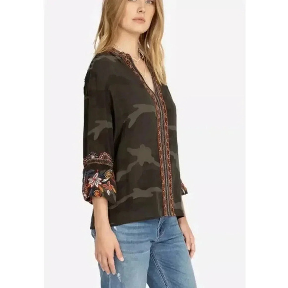 JOHNNY WAS Laila Paris Embroidered Effortless Silk Camo Blouse Top S - Picture 2 of 8